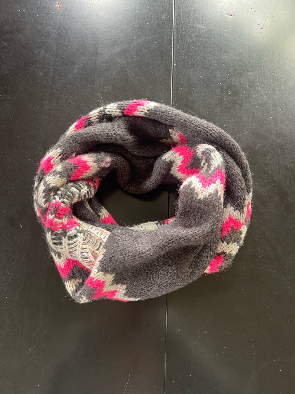 American Eagle Infinity Knit Scarf